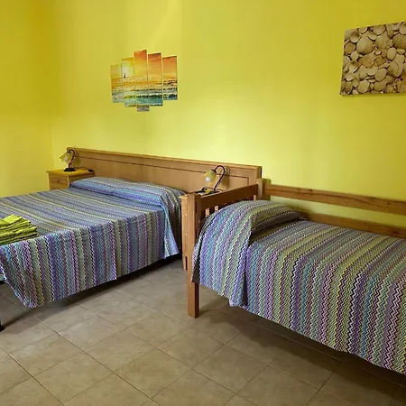 Paguro * מרינה די מנקוורסה